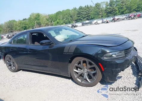 2015 Dodge Charger Sxt из США, поврежденный, VIN 2C3CDXHG5FH863218